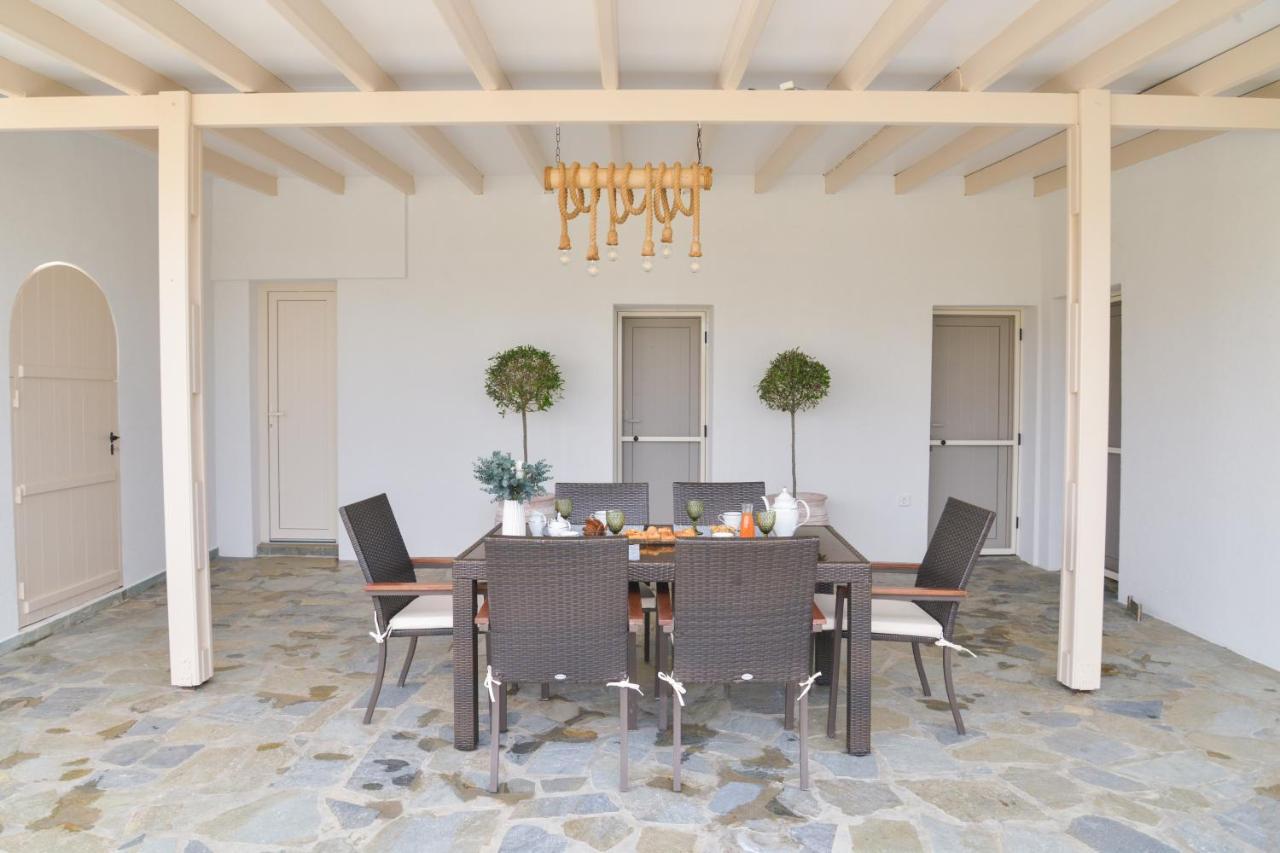 Traditional Villa Relax Zefiria Exterior photo