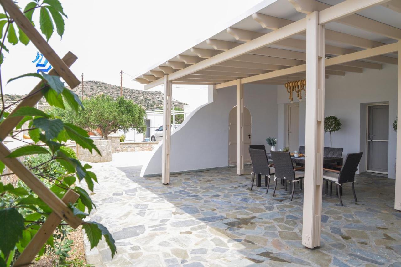 Traditional Villa Relax Zefiria Exterior photo